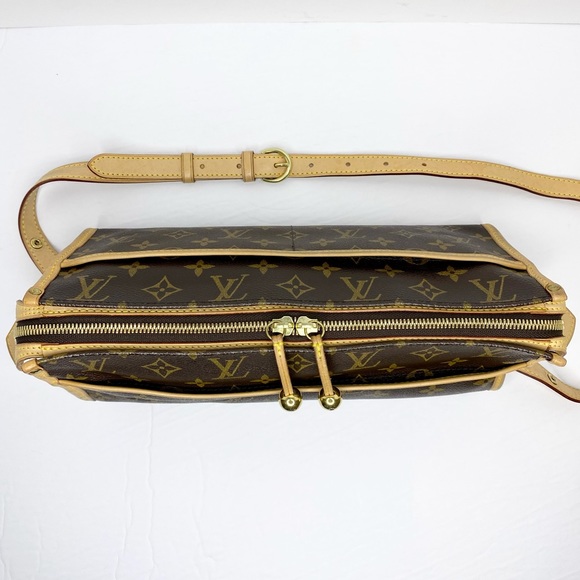 Louis Vuitton ‘Popincourt’ Long Shoulder Bag - Picture 11 of 14
